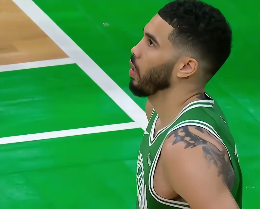 湖人B队强势凯尔特人,萨博尼斯高光表现的简单介绍 湖人B队强势凯尔特人,萨博尼斯高光表现的简单介绍