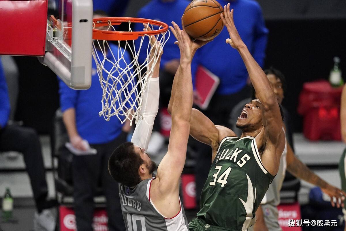 PG电子线上登入-雄鹿B队横扫76人，加里纳利爆发神勇的简单介绍