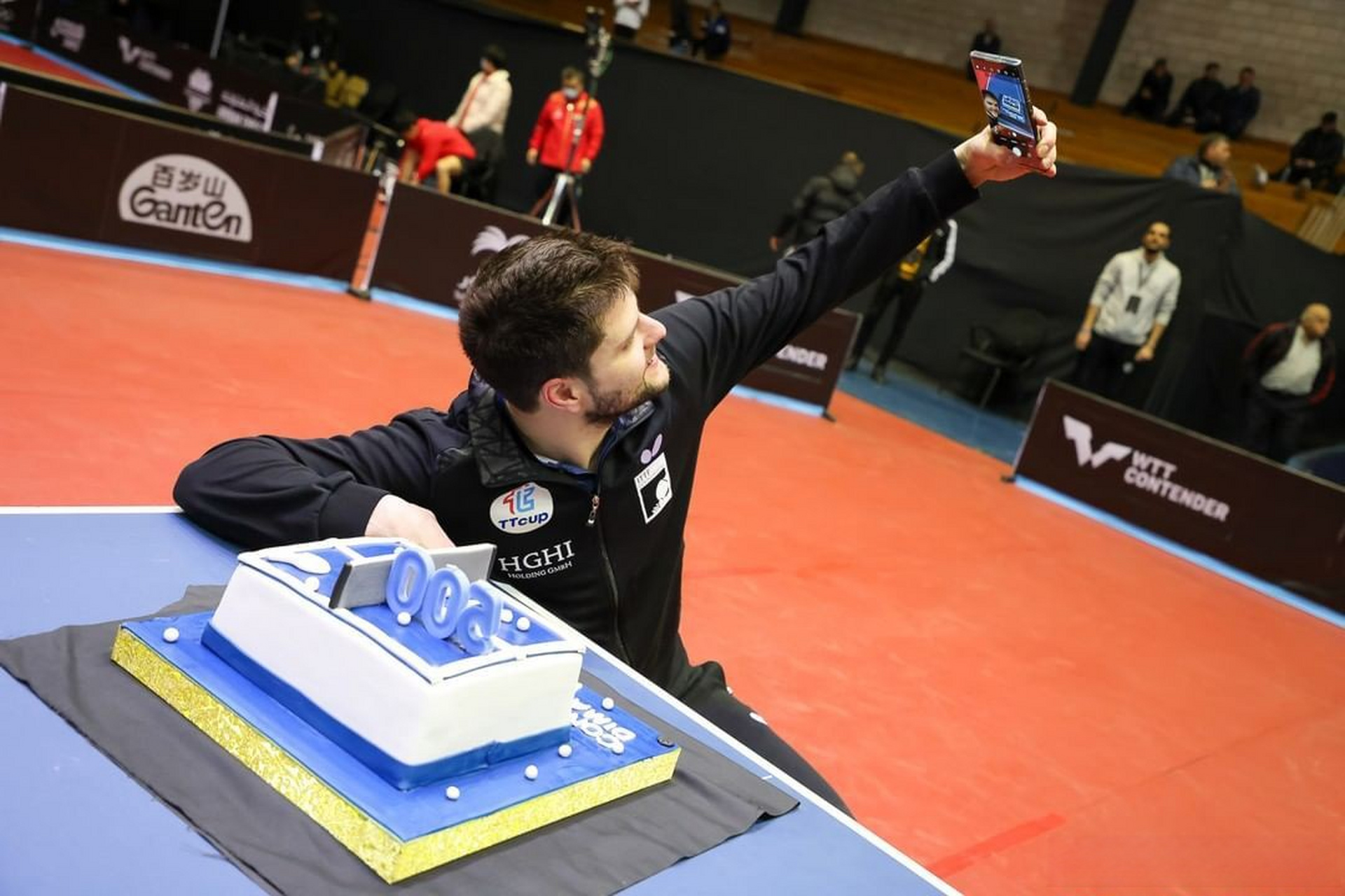 奥地利乒乓球队翻盘瑞典乒乓球队，奥恰洛夫惊艳世界的简单介绍