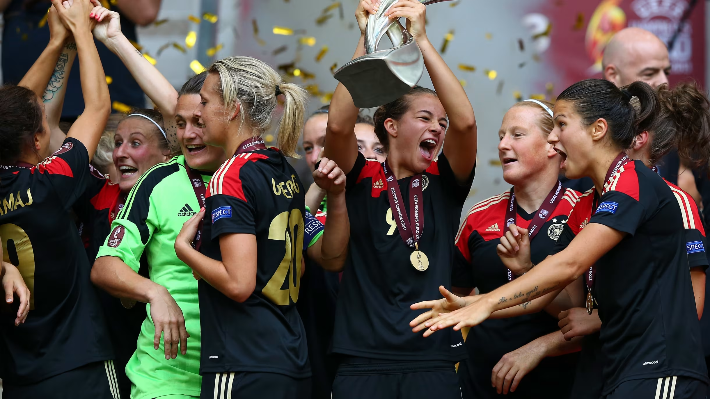 欧洲国家队驰骋赛场,谱写辉煌篇章的简单介绍 欧洲国家队驰骋赛场,谱写辉煌篇章的简单介绍