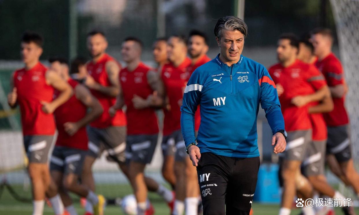 斯图加特新帅上任，球队展现新气象