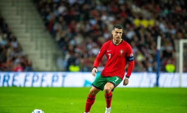 关于葡萄牙蓝军新星精彩突破进球的信息