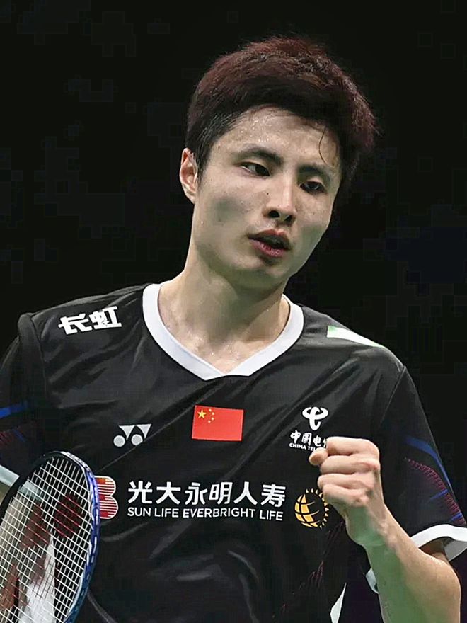 中国队逆转印尼队，石宇奇状态火热的简单介绍