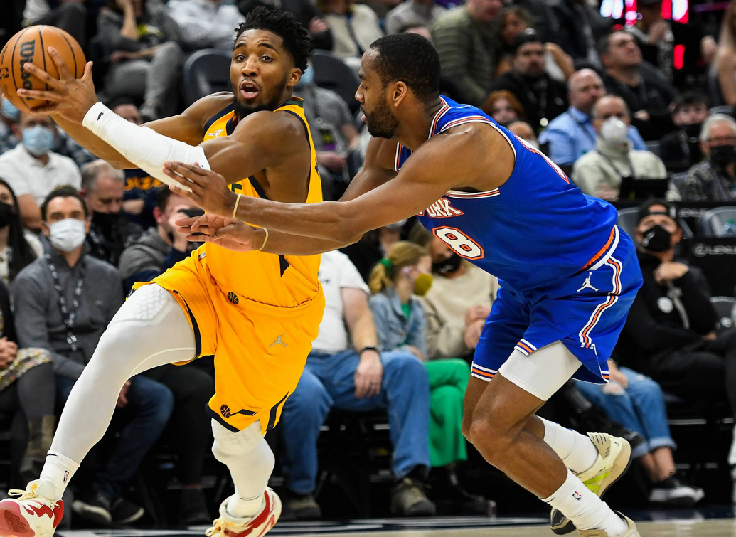 PG电子线上登入-包含尼克斯爆冷爵士，费沃斯三分雨点燃全场的词条