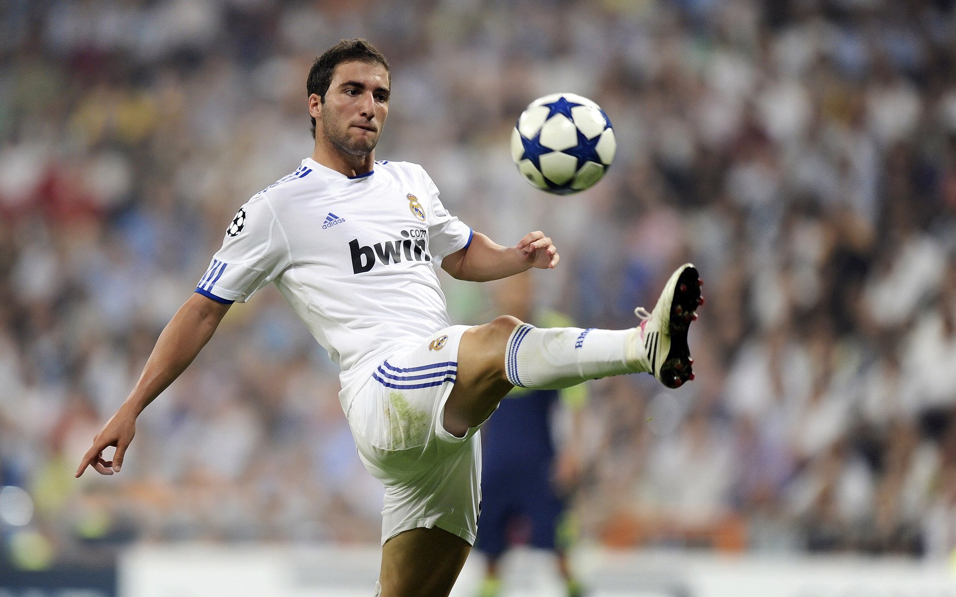 绿茵场上的沙漠风暴，孔德末节神迹，伊拉克爆冷击退乌拉圭